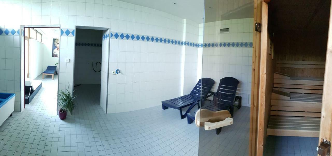 20qm Mit Balkon Und Innenpool - 22040 Apartment Schluchsee